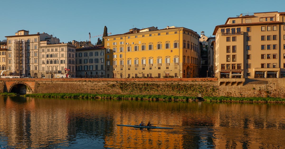 Descubra as 8 maneiras mais lucrativas de monetizar sua paixão pelos e-sports e ganhar dinheiro hoje mesmo!