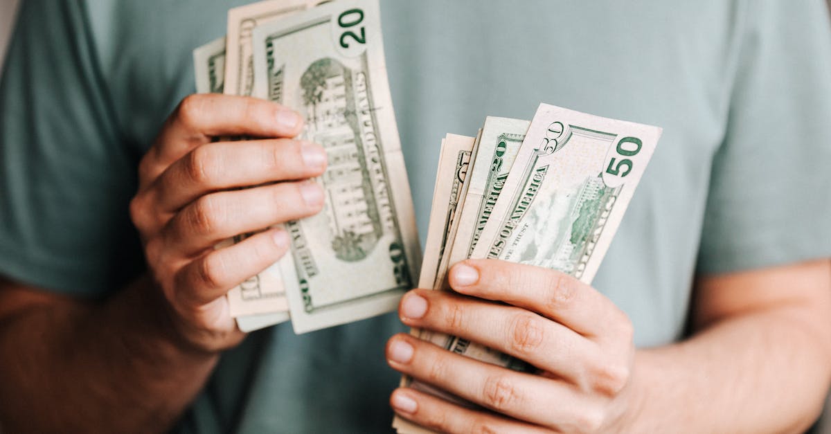 8 dicas infalíveis para economizar dinheiro enquanto joga seus jogos favoritos
