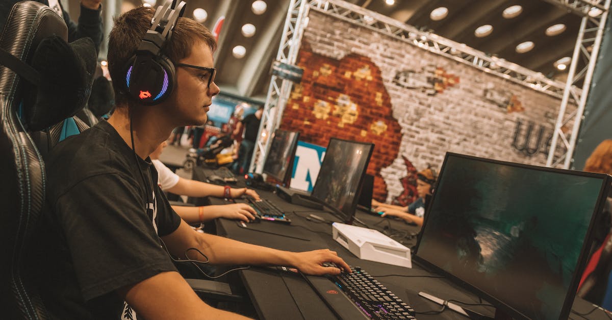 7 passos para se tornar um jogador profissional de e-sports: do treinamento à competição de alto nível”.